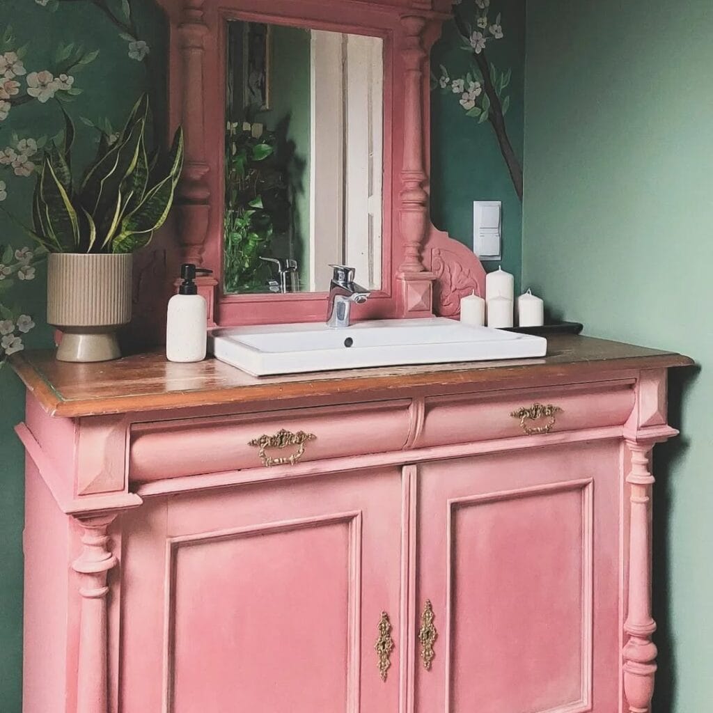 Szafka pink madness